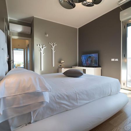 The One Hotel - Designed For Adults - Pet Lovers Riccione Ngoại thất bức ảnh