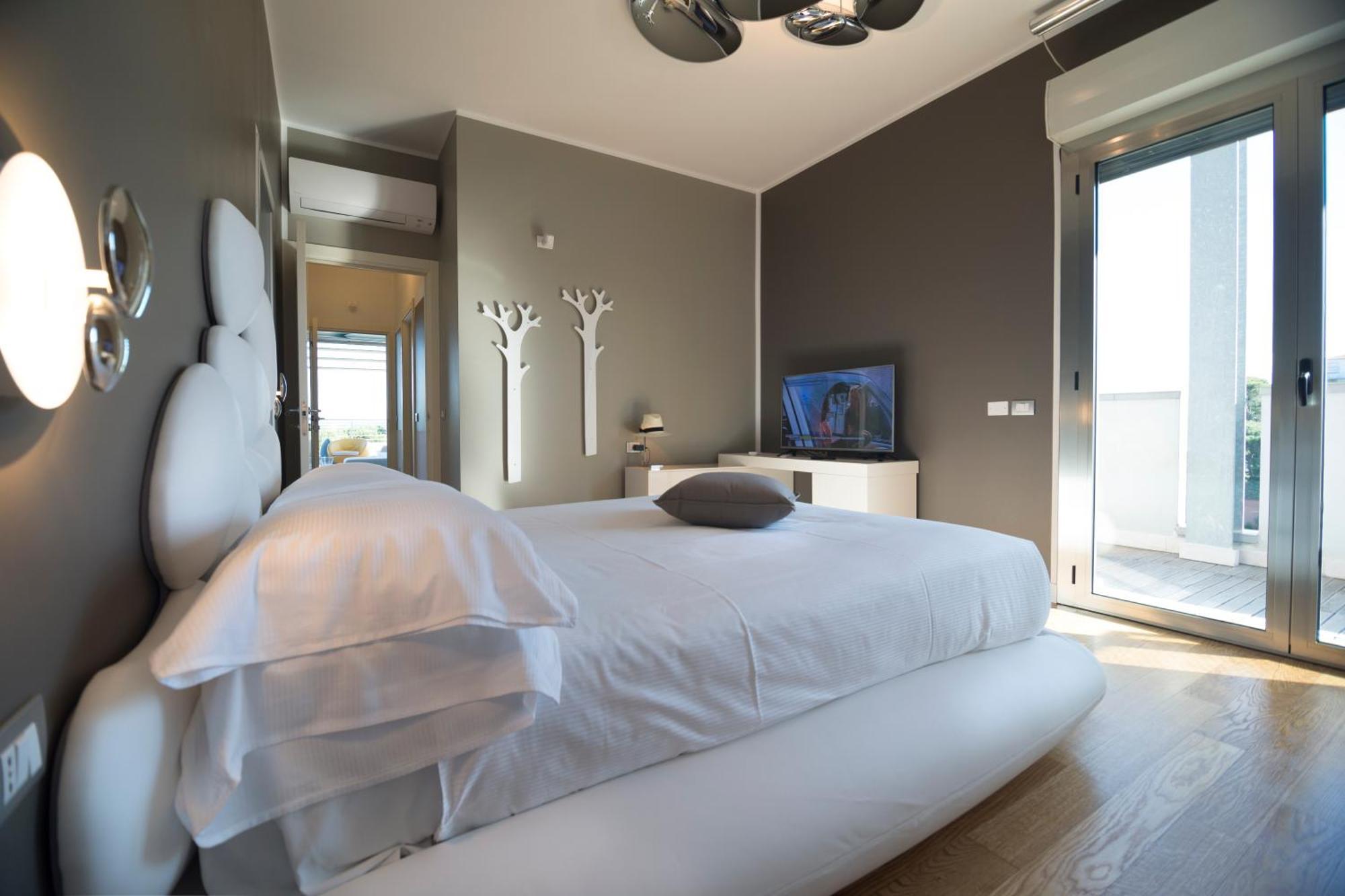 The One Hotel - Designed For Adults - Pet Lovers Riccione Ngoại thất bức ảnh